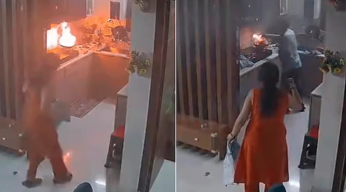 পার্সেল পৌঁছে দিতে গিয়ে প্রশংসায় ভাসছেন ডেলিভারি কর্মী