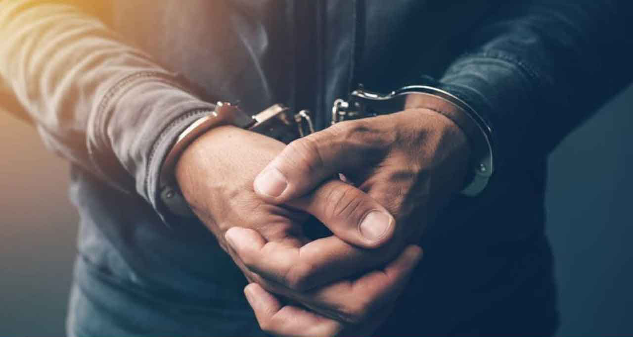 পুলিশের ২৪ ঘণ্টার অভিযানে ঢাকায় গ্রেপ্তার ৫৪৩