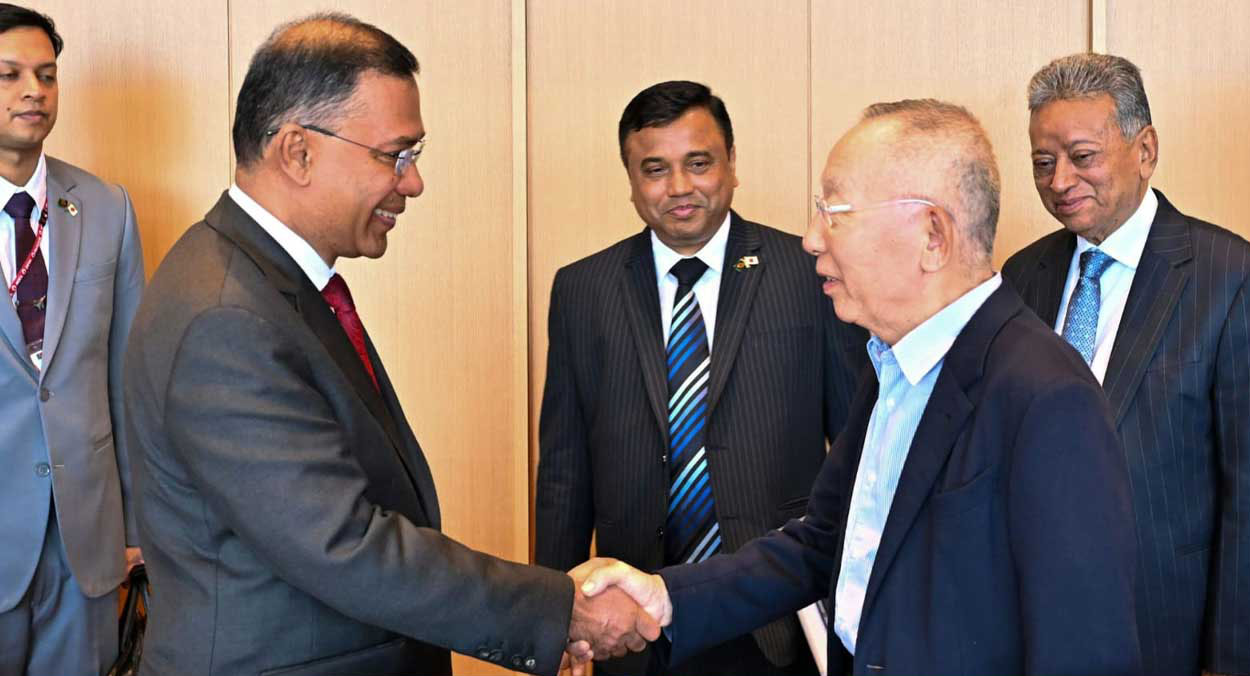 বাংলাদেশে বিনিয়োগ বাড়াতে ইউনিক্লোকে আহ্বান প্রধানমন্ত্রীর